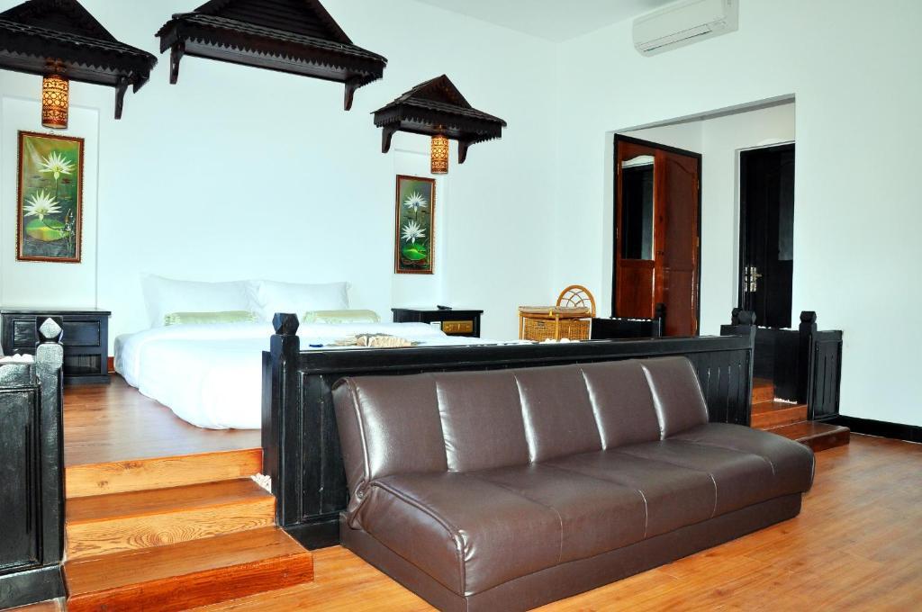 Vimean Sovannaphoum Resort Battambang Phòng bức ảnh